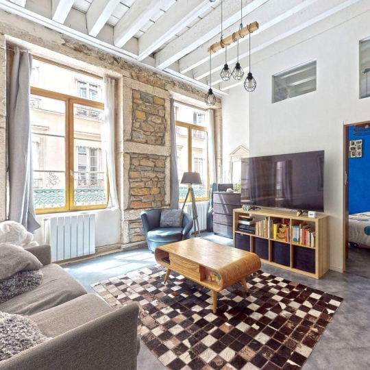  Annonces ST CYR : Apartment | LYON (69001) | 73 m2 | 390 000 € 