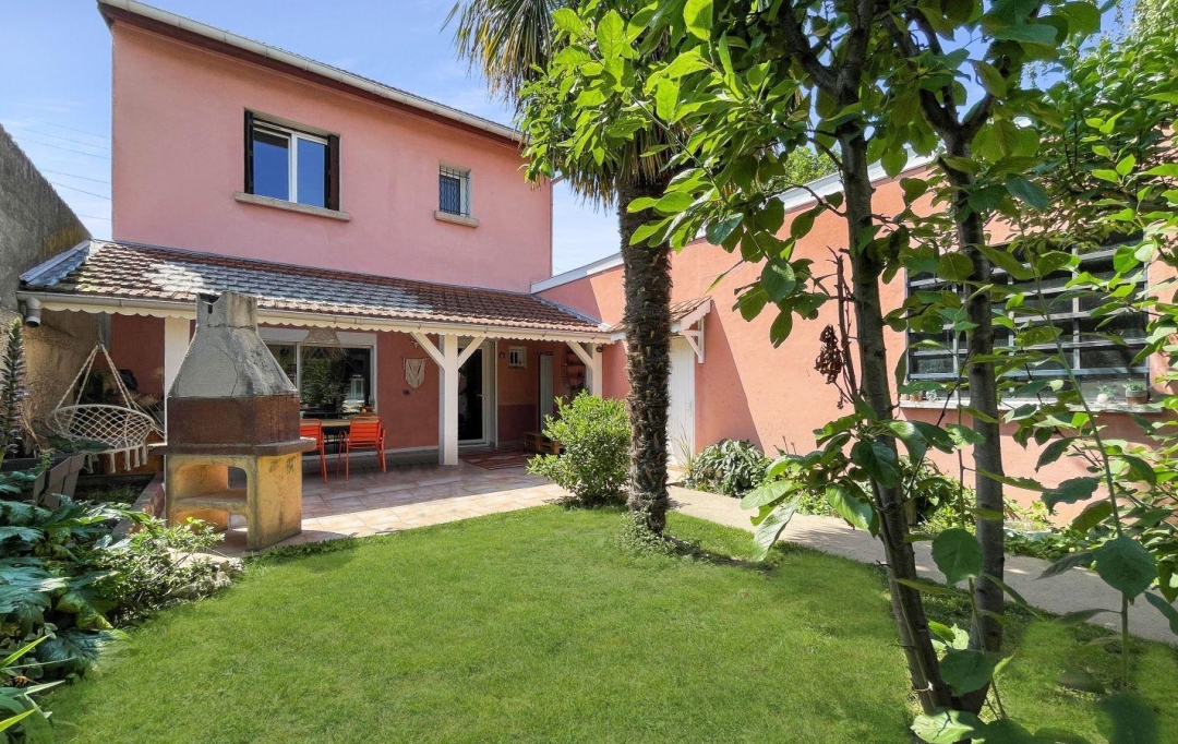 Annonces ST CYR : Maison / Villa | VAULX-EN-VELIN (69120) | 97 m2 | 410 000 € 