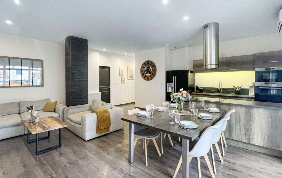 Annonces ST CYR : Appartement | PIERRE-BENITE (69310) | 68 m2 | 299 000 € 