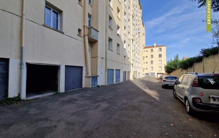  Annonces ST CYR Garage / Parking | LYON (69003) | 10 m2 | 16 000 € 