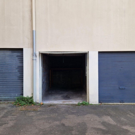  Annonces ST CYR : Garage / Parking | LYON (69003) | 10 m2 | 16 000 € 