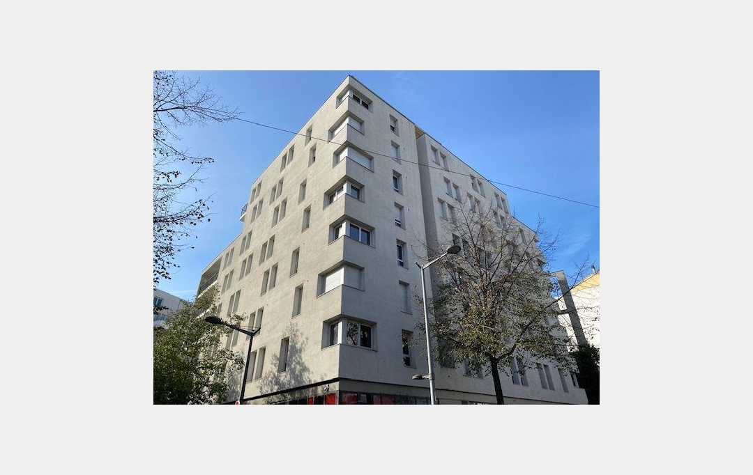 Annonces ST CYR : Appartement | LYON (69007) | 37 m2 | 218 400 € 