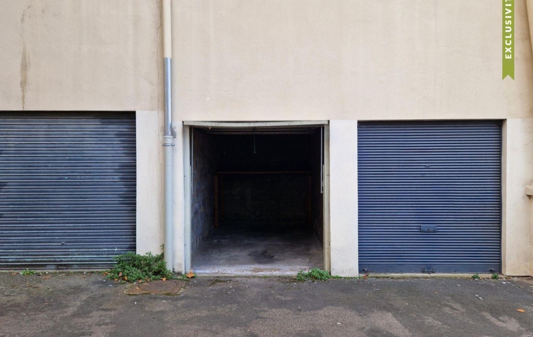 Annonces ST CYR : Garage / Parking | LYON (69003) | 10 m2 | 16 000 € 